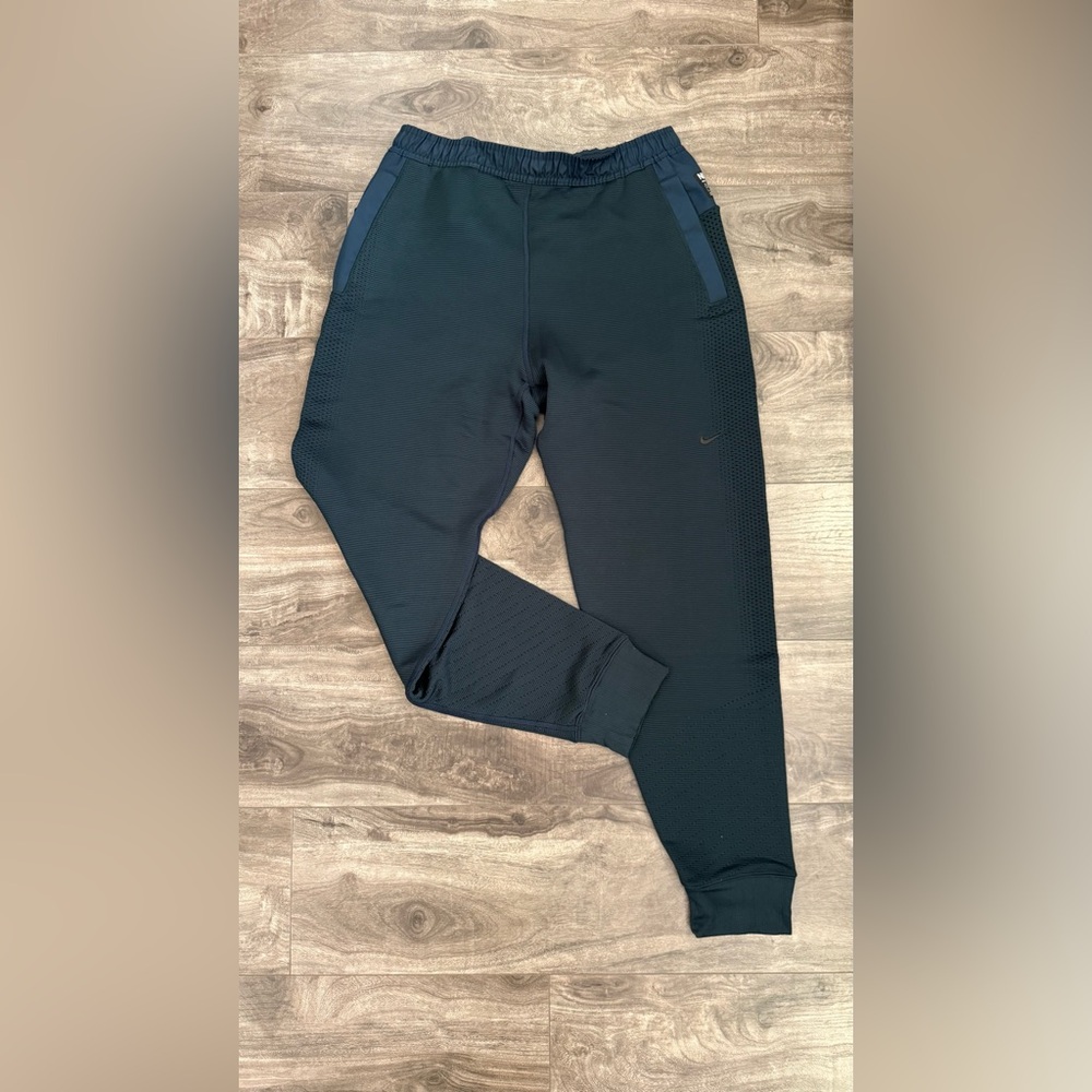 Nike Fleece Jogger Pants Sweatpants Navy Fleece ADV A.P.S Mens Medium NWT